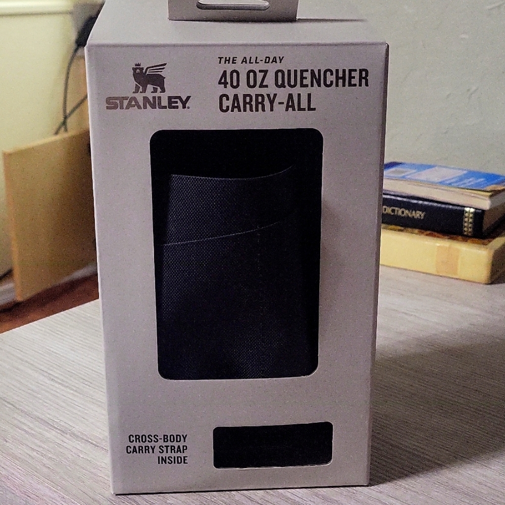 Stanley Black 40 oz Quencher Carry-All